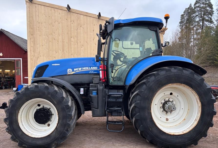 2012 New Holland T7.250 Autocommand